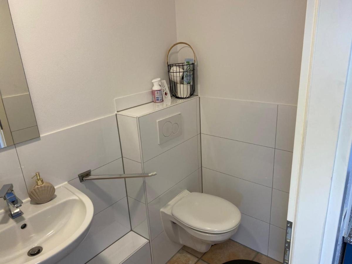 Ferienwohnung Monteurzimmer カールスルーエ エクステリア 写真