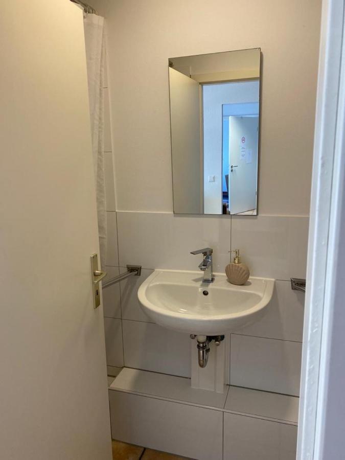 Ferienwohnung Monteurzimmer カールスルーエ エクステリア 写真